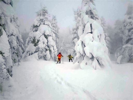 スノーシューで根子岳登山