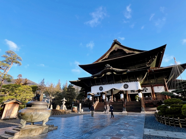 みんなで朝ラン→善光寺→パン→帰宅ラン